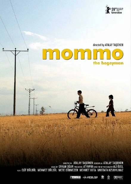 Постер Моммо 2009