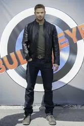 Bullseye 2015 постер