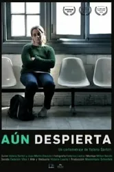 Aún despierta постер