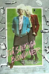 Två solkiga blondiner постер