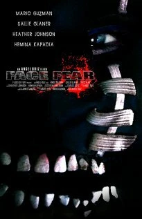 Постер Посмотреть страху в глаза 2011