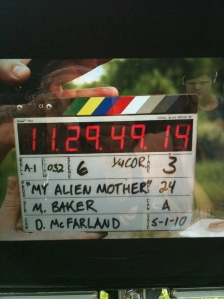 Постер My Alien Mother