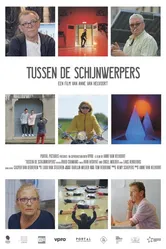 Tussen de Schijnwerpers постер