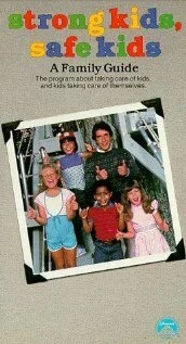 Постер Strong Kids, Safe Kids