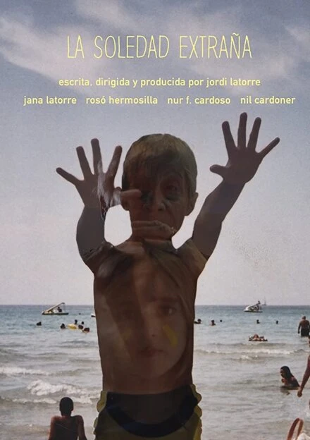 Постер La soledad extraña
