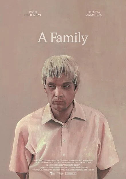 Постер A Family 2019