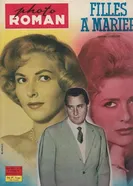 Три девушки ищут мужа 1944 постер