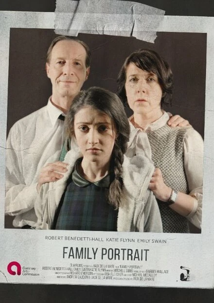 Постер Family Portrait 2014