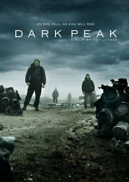 Постер Dark Peak