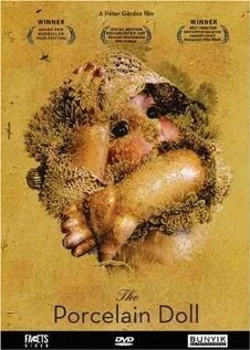 Постер Фарфоровая кукла 2004