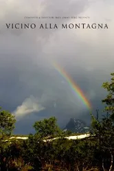 Vicino alla Montagna постер