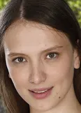 Фото Иззи Лаш