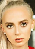 Фото Madilyn Bailey
