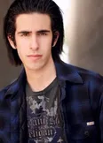 Фото Brandon Azoo