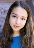 Фото Mazie Wolf