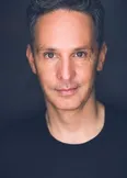 Фото Llewellyn Connolly